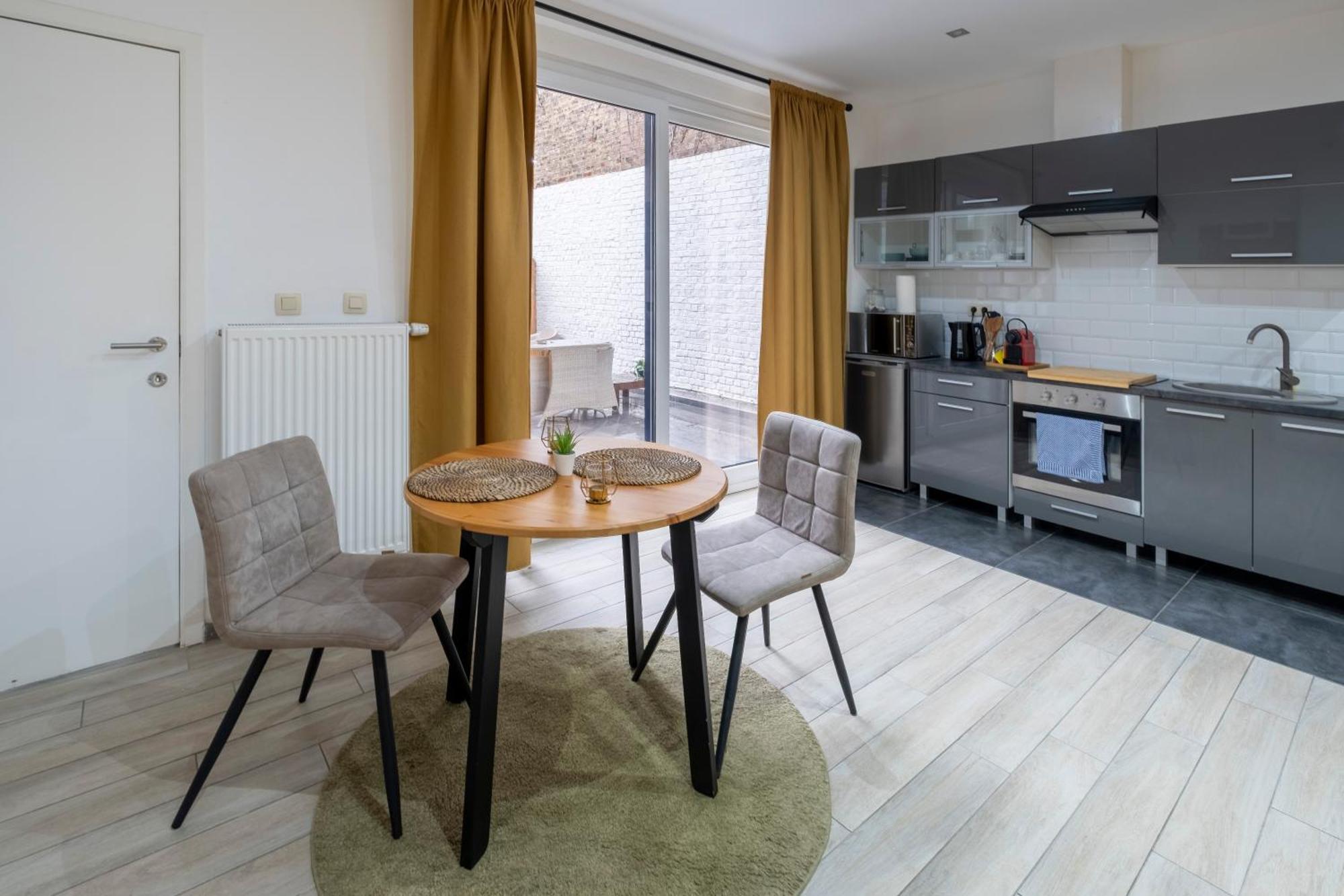 Nomad Apartments - Henin Charleroi Room photo